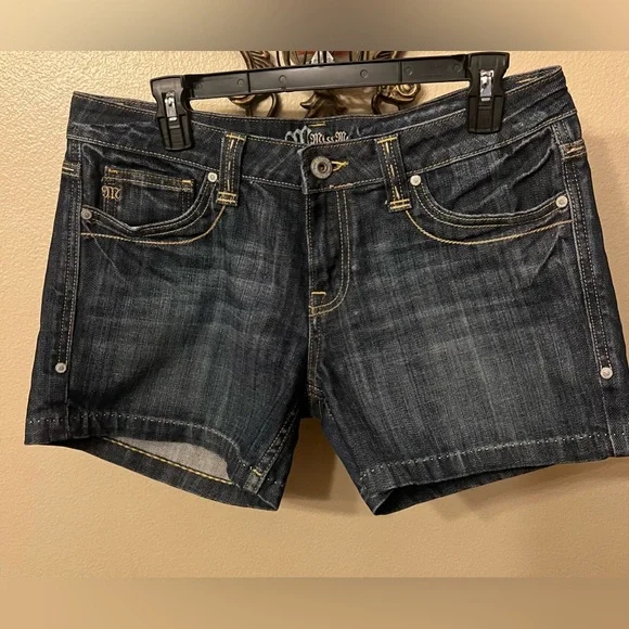 Vintage Miss Me Denim Shorts 
Size 31 - Picture 2 of 5